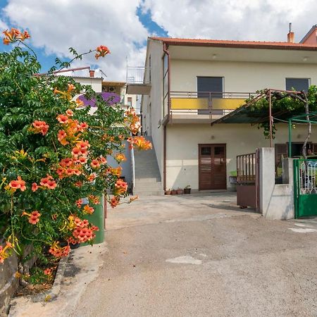 Apartment Lele Primošten Esterno foto